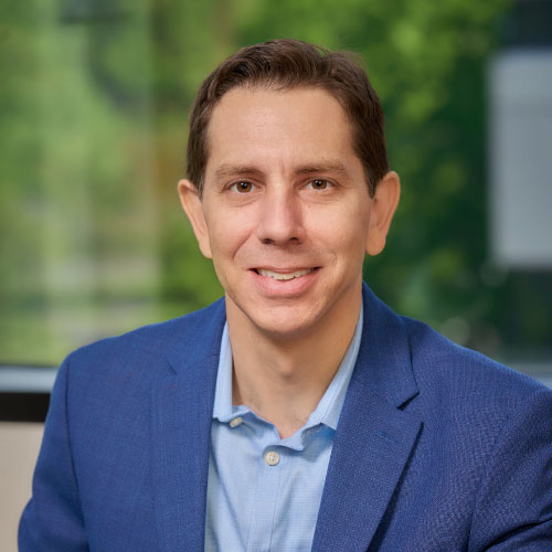 Headshot of David Zalcmann, Chief Operating Officer of UTRS
