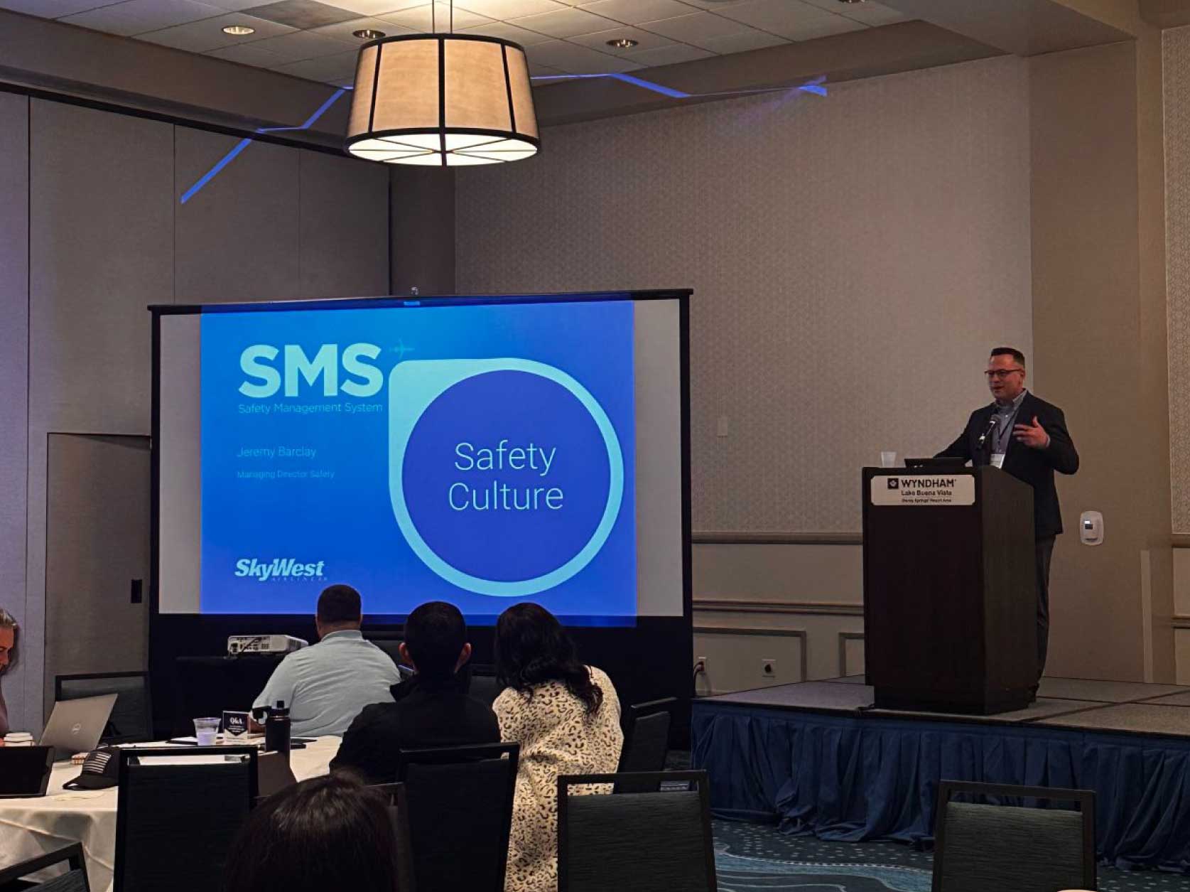 Jeremy Barclay, Managing Director of Safety at SkyWest Airlines giving presentation at Fuzion Safety Conference.